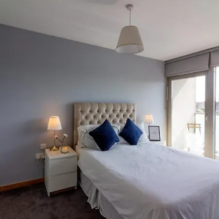 Guestready - Fabulous 2 Bedroom Apartment With Balcony *