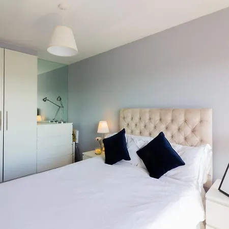 Appartement Guestready - Fabulous 2 Bedroom Apartment With Balcony Dublin