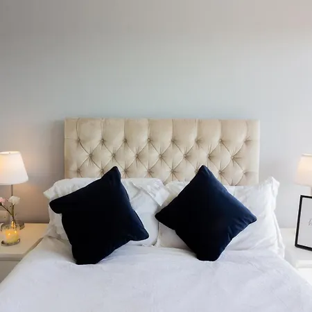 Guestready - Fabulous 2 Bedroom Apartment With Balcony * Dublin